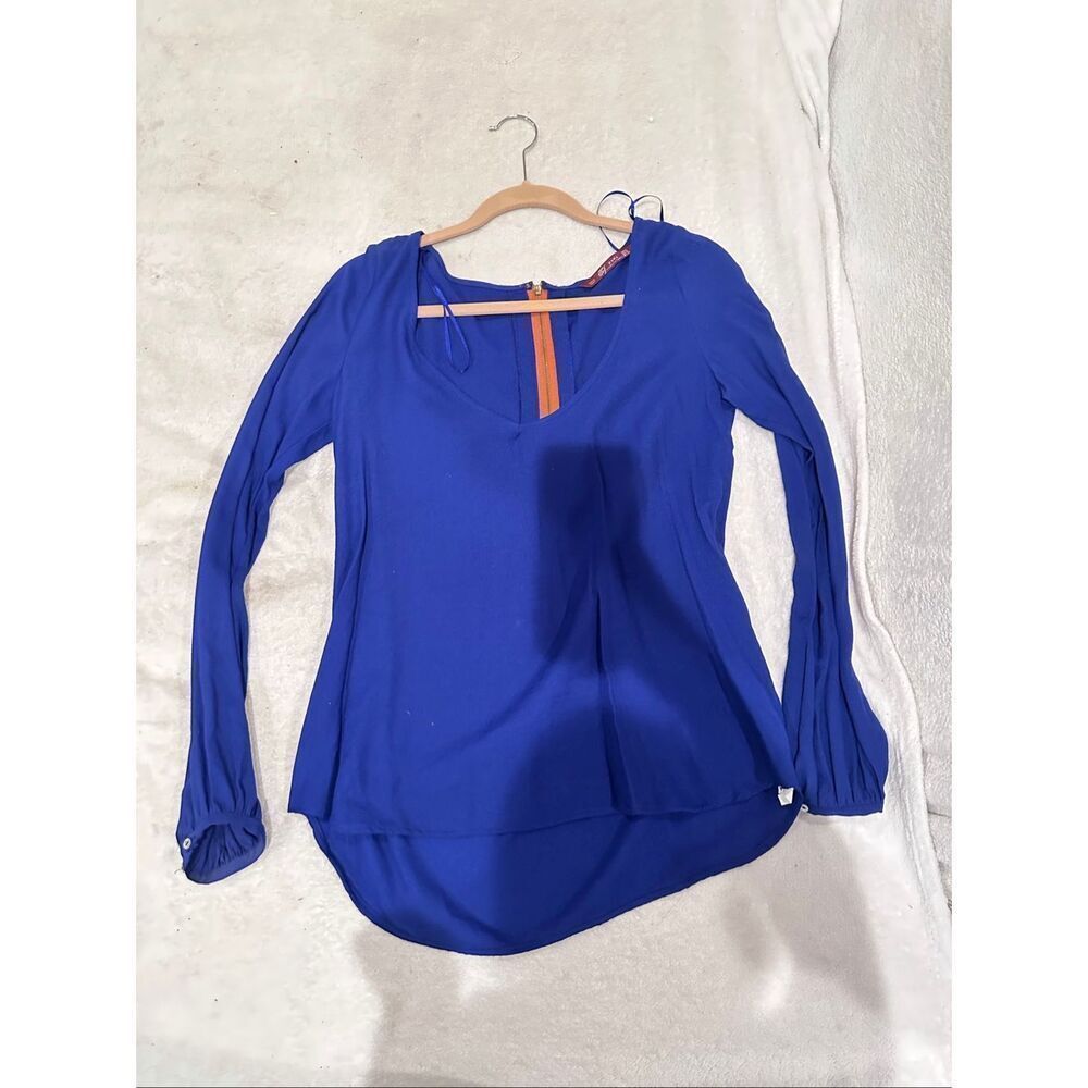 Size M women’s long sleeve royal blue Zara top with orange zipper